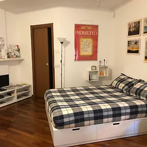 Appartamento Ampere, Milano