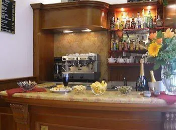 **  Hotel Mondial Milaan Italië
